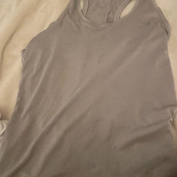 Under Armour Tops - Under Armour Women's Gray Tank Top